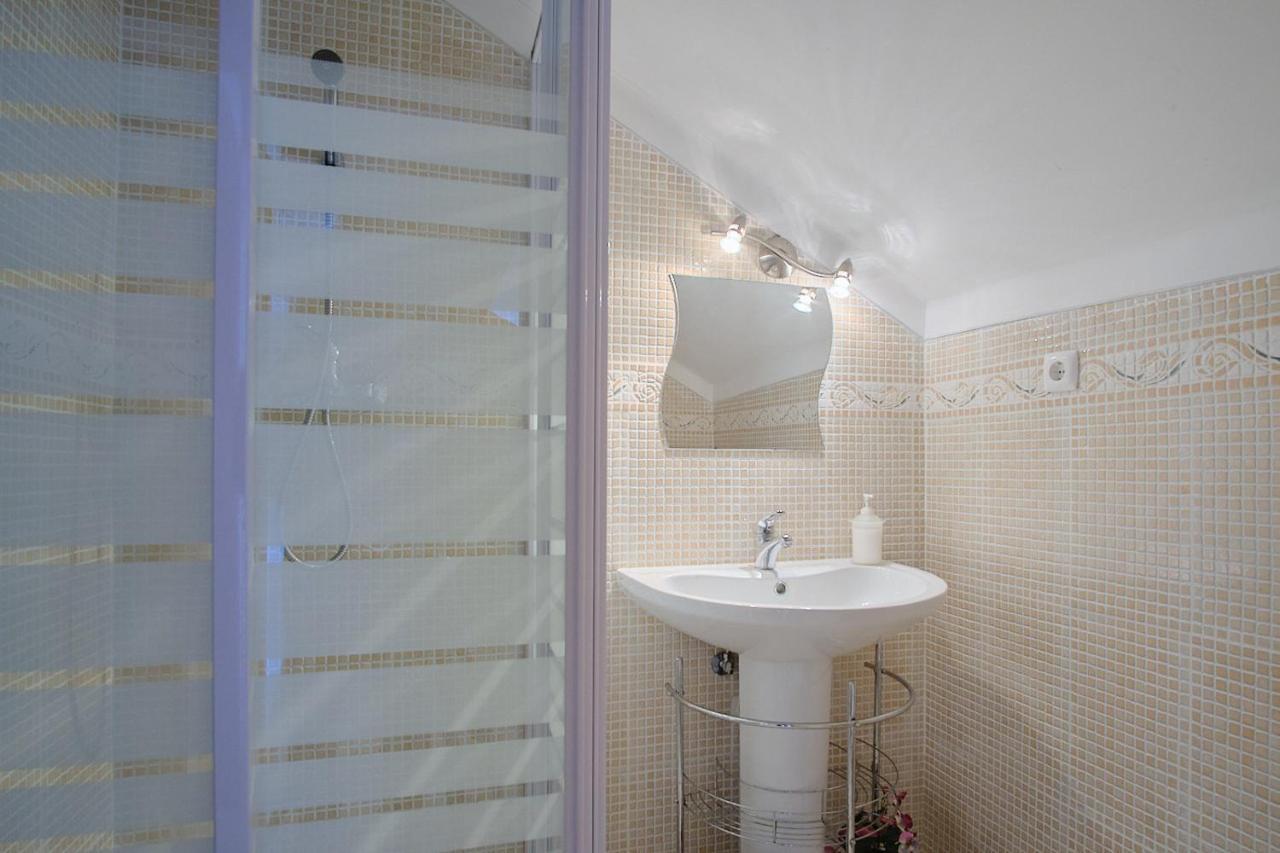 Casa De Igarei Guest House ภายนอก รูปภาพ