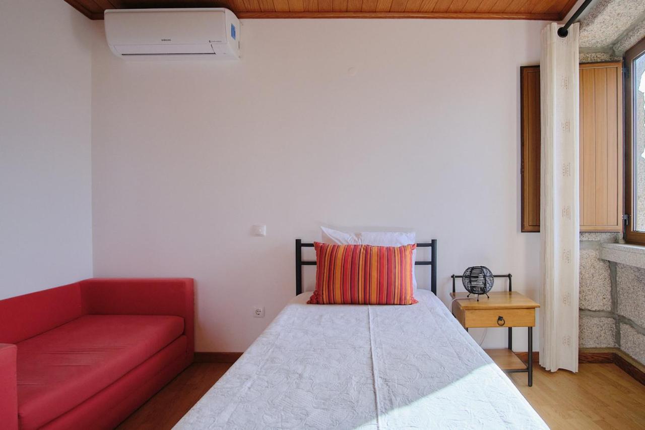 Casa De Igarei Guest House ภายนอก รูปภาพ